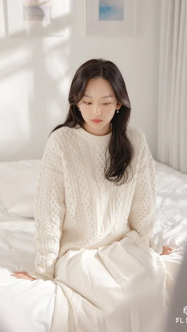 Recent activity shot of Jin Ki-Joo