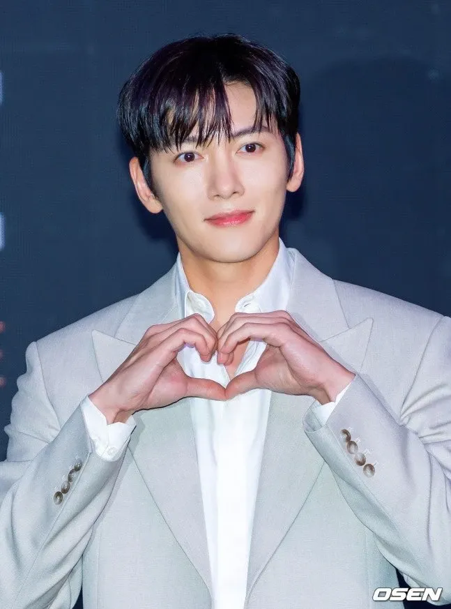 Latest photo of Ji Changwook