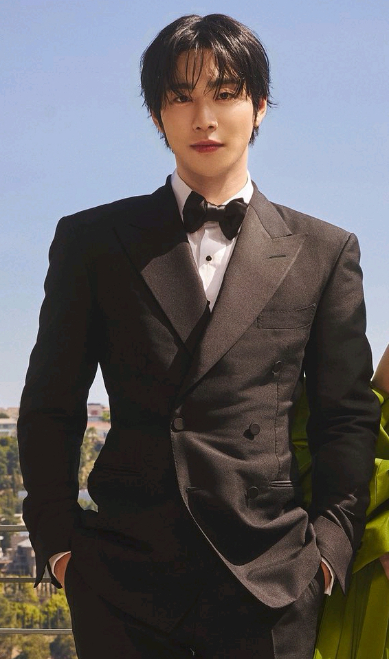 안효섭 최근 활동샷