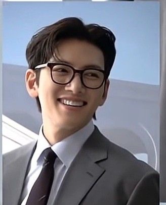 A moment captured by a fan of Ji Changwook