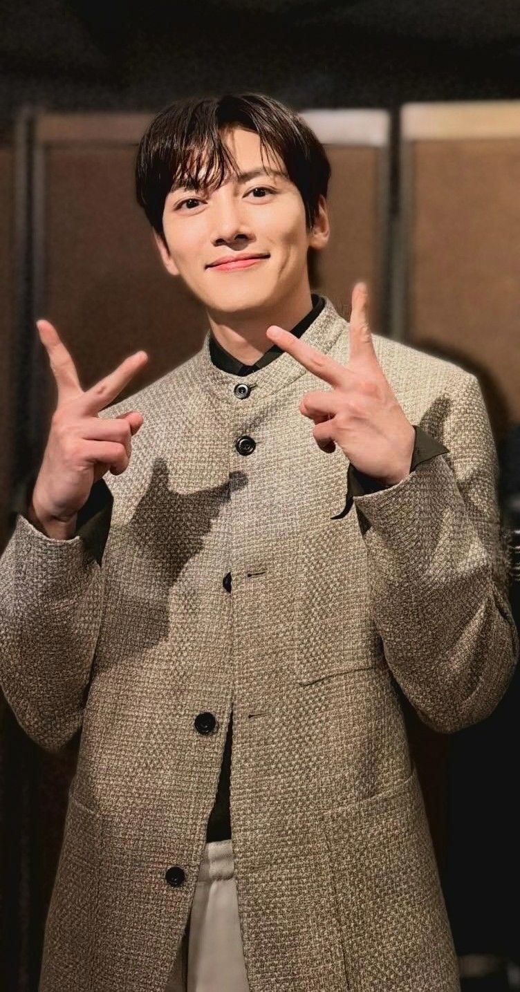 池昌旭的最新照片