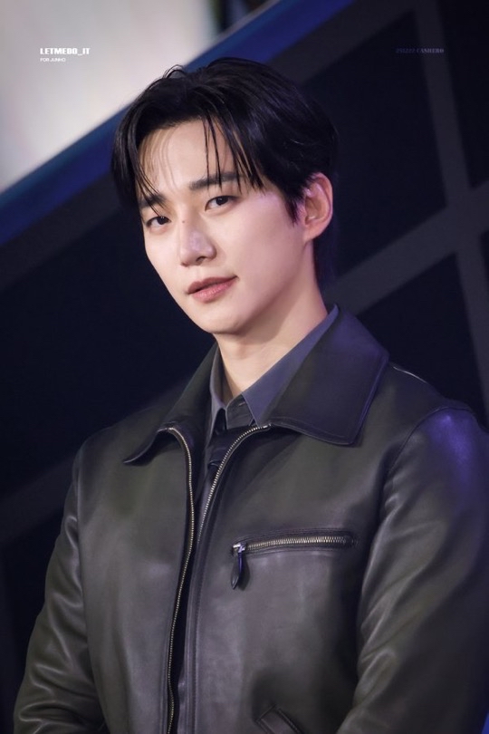 粉丝拍下的李俊昊瞬间