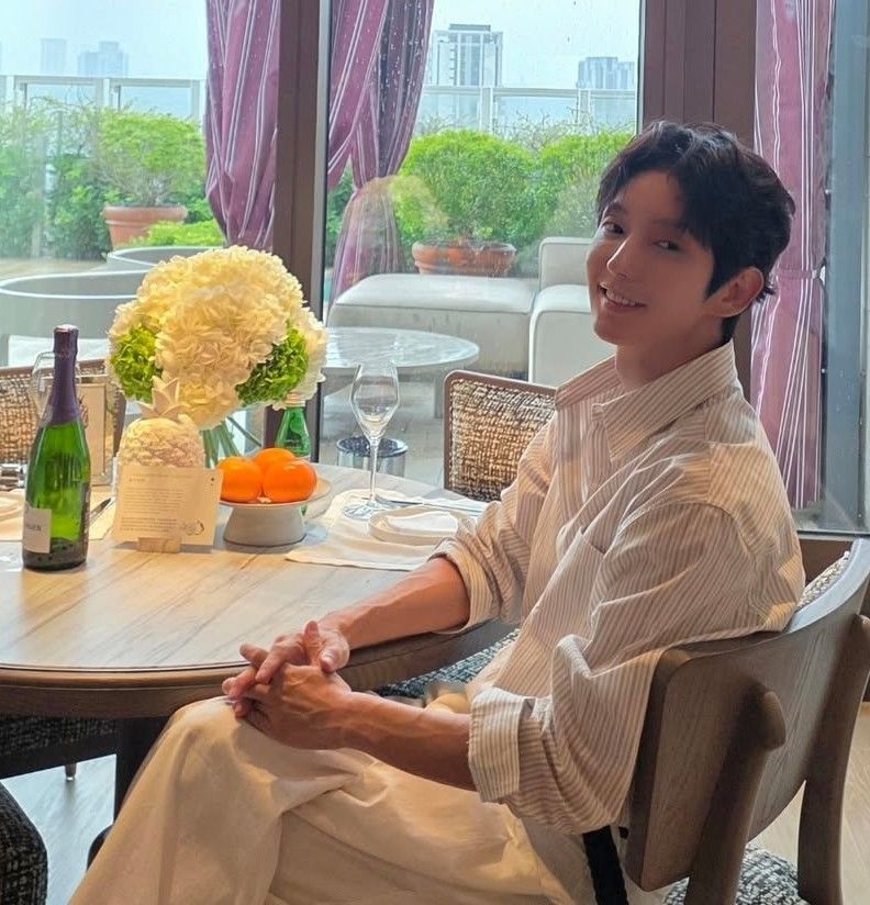 Foto terbaru dari Lee Joongi