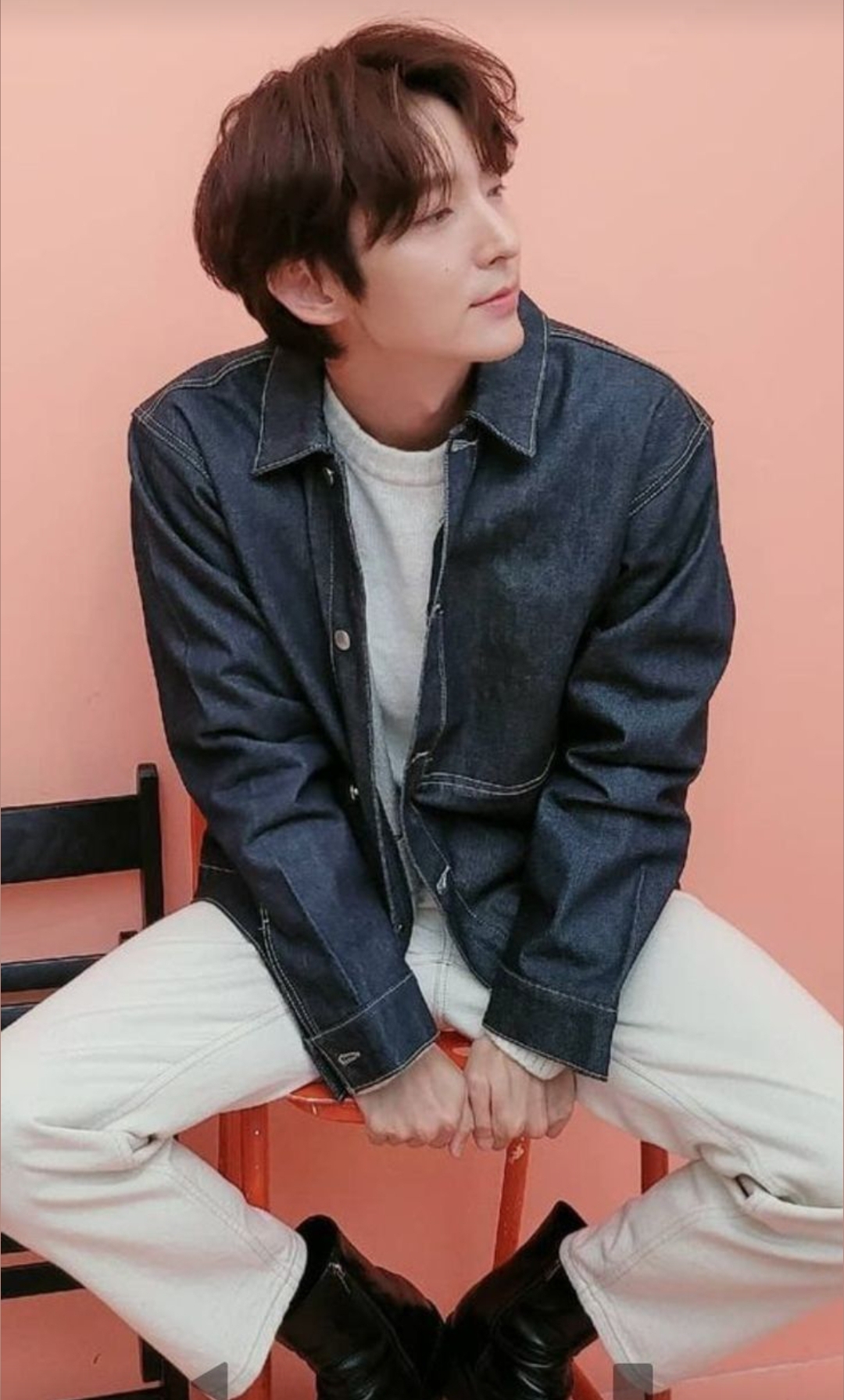 Cuplikan di balik layar dari Lee Joongi