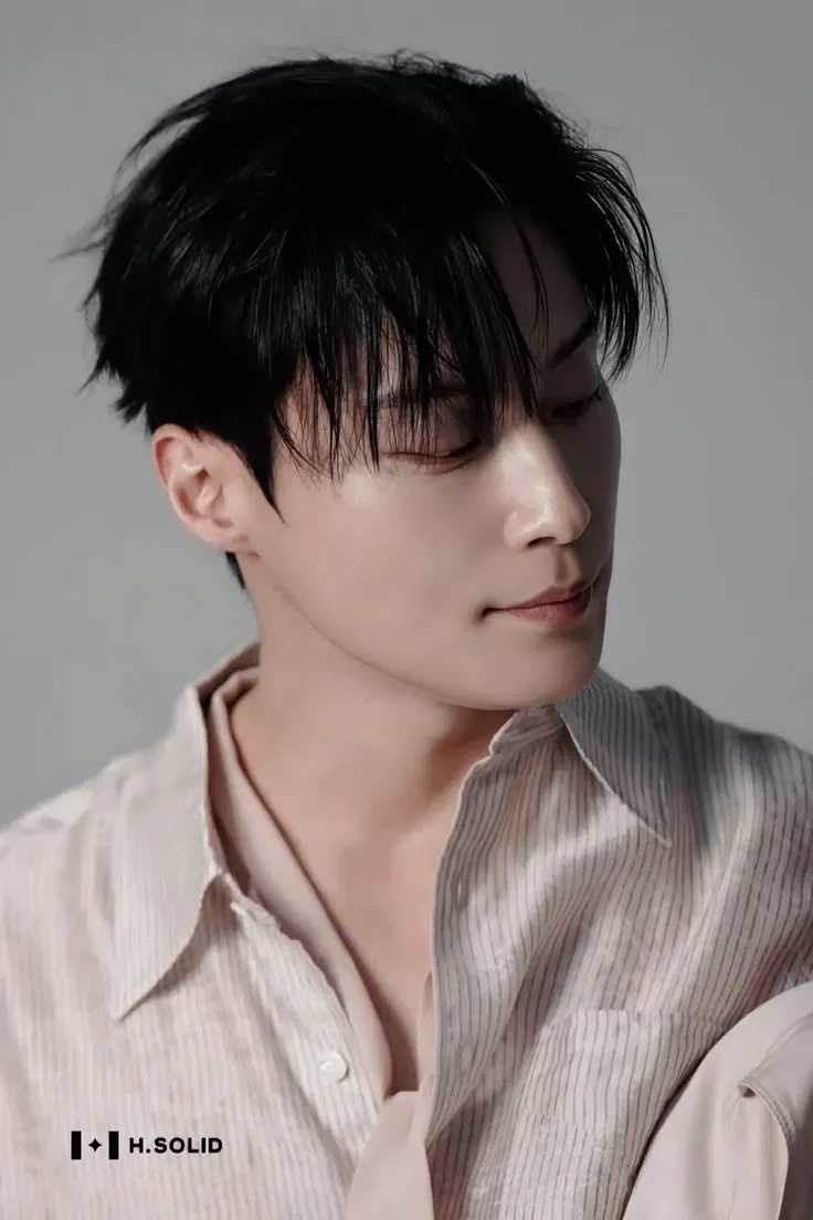 Behind-the-scenes cut of Heo Namjun