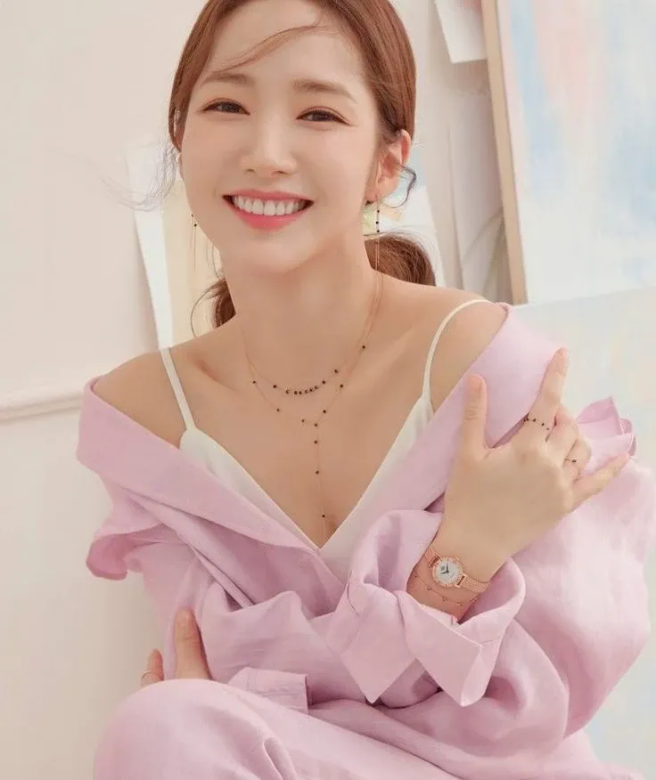 Latest photo of Park Minyoung