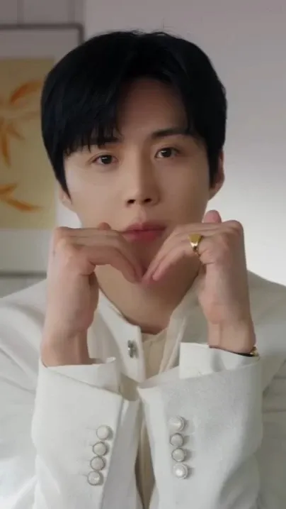 김선호 최근 활동샷