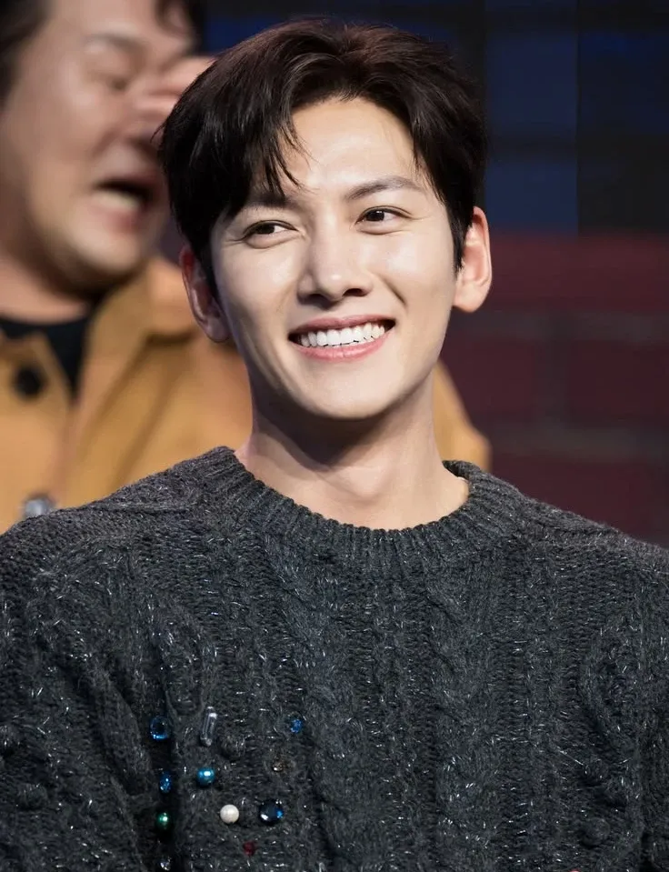 Recent activity shot of Ji Changwook