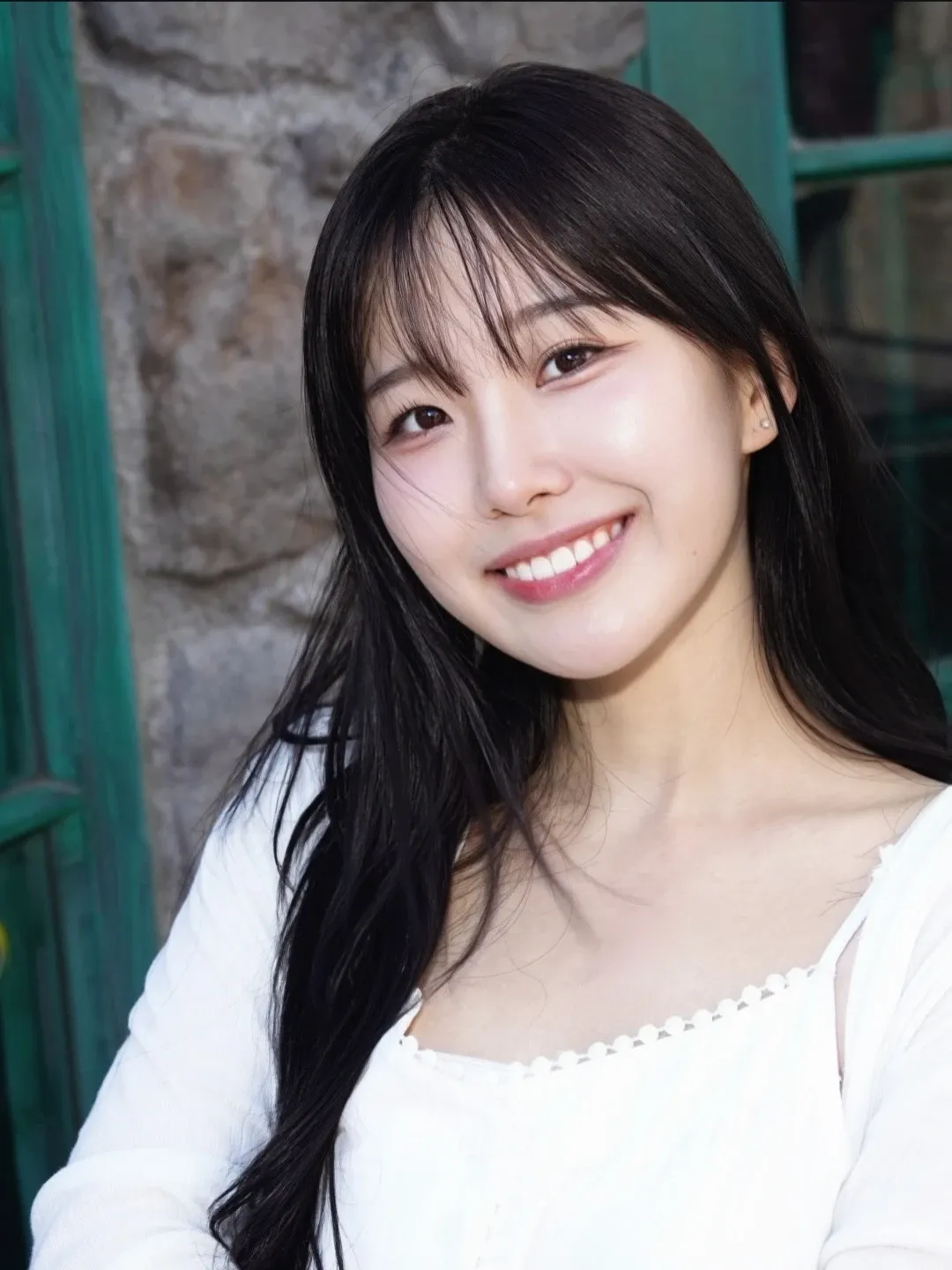 Recent activity shot of Hong Seongyun