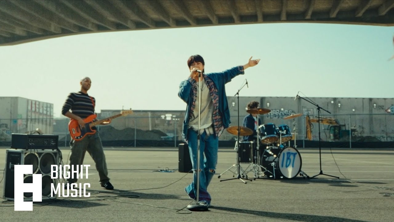 Behind-the-scenes cut of Kim Taehyung (V)