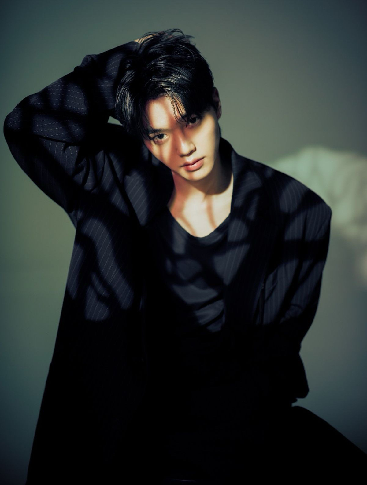Behind-the-scenes cut of Song Kang