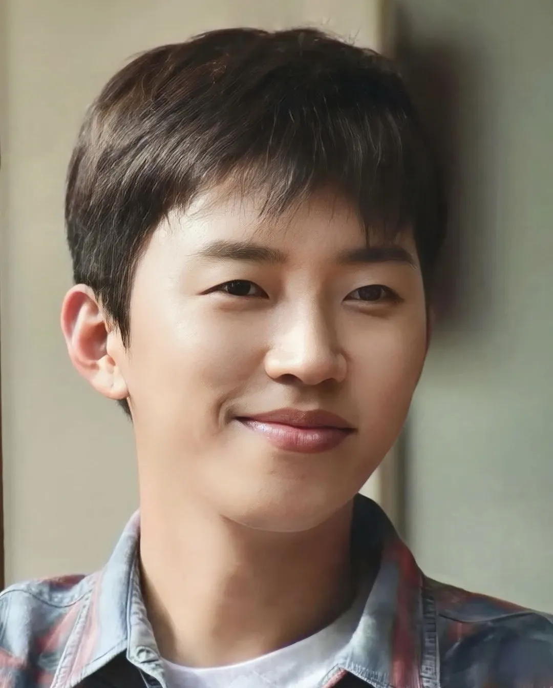 Behind-the-scenes cut of Lim Youngwoong
