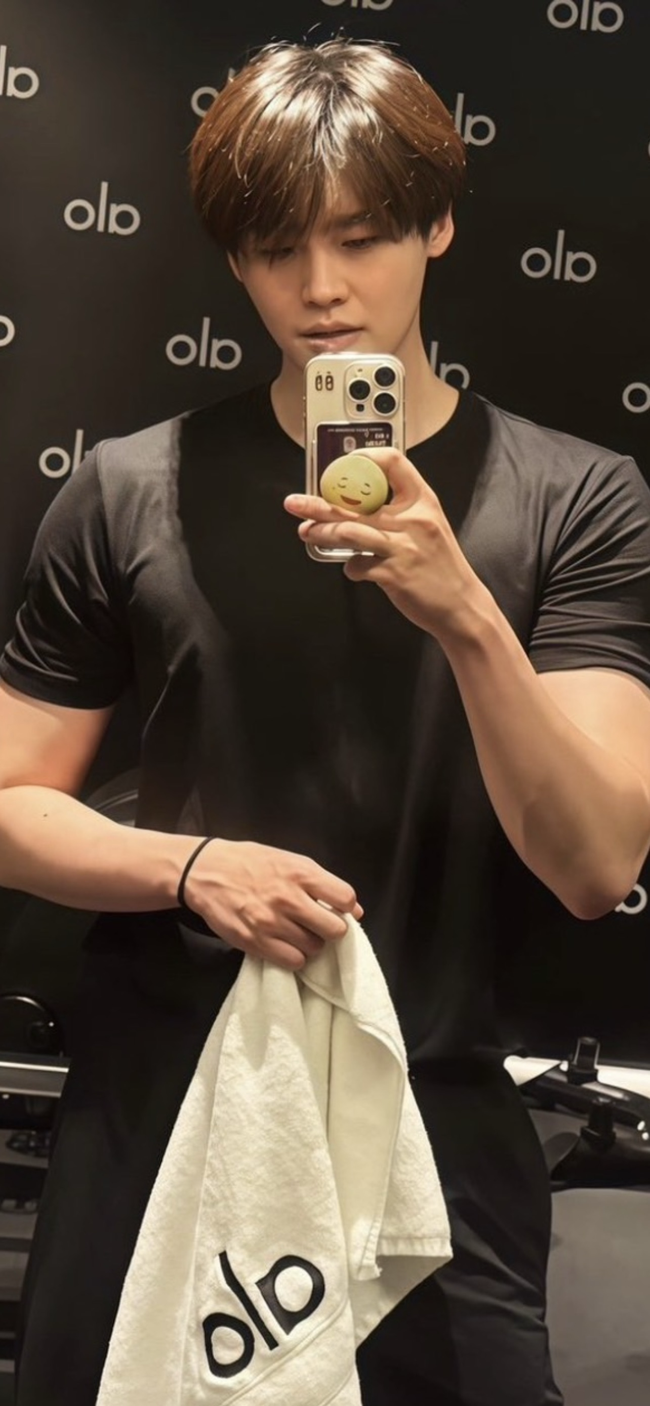 Representative background image loved by Lee Jongsuk fandom