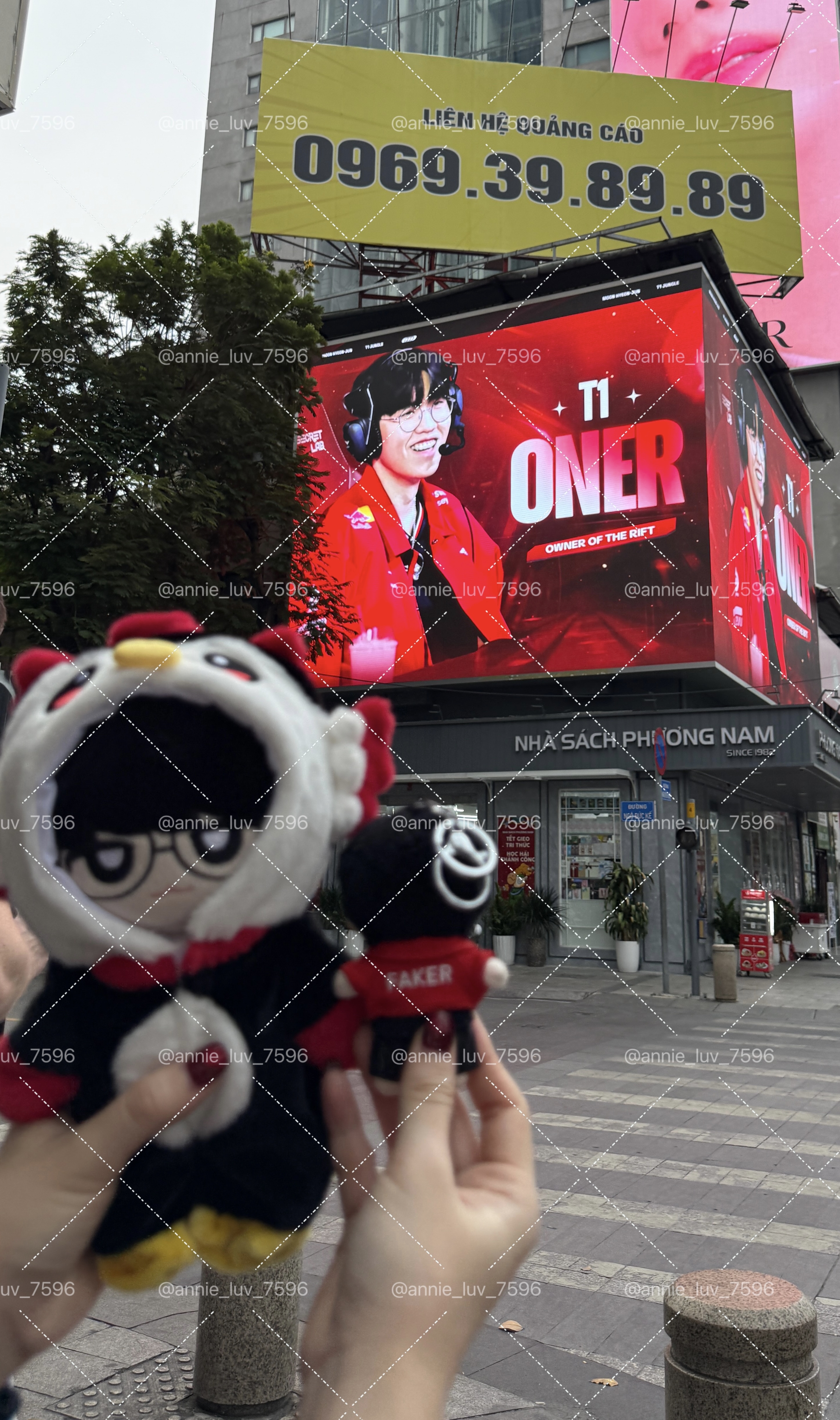 Behind-the-scenes cut of Faker