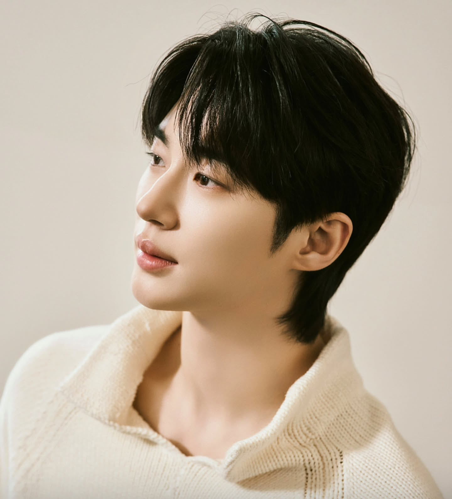 변우석 최근 활동샷