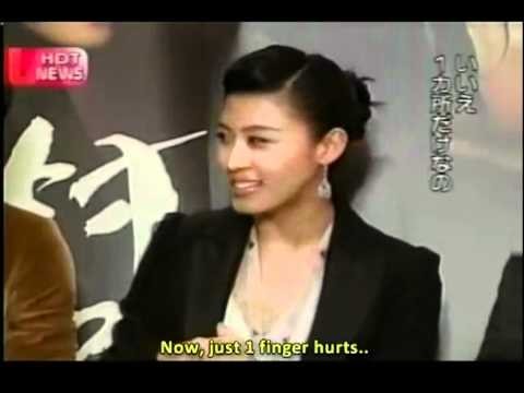 Behind-the-scenes cut of Ha Jiwon