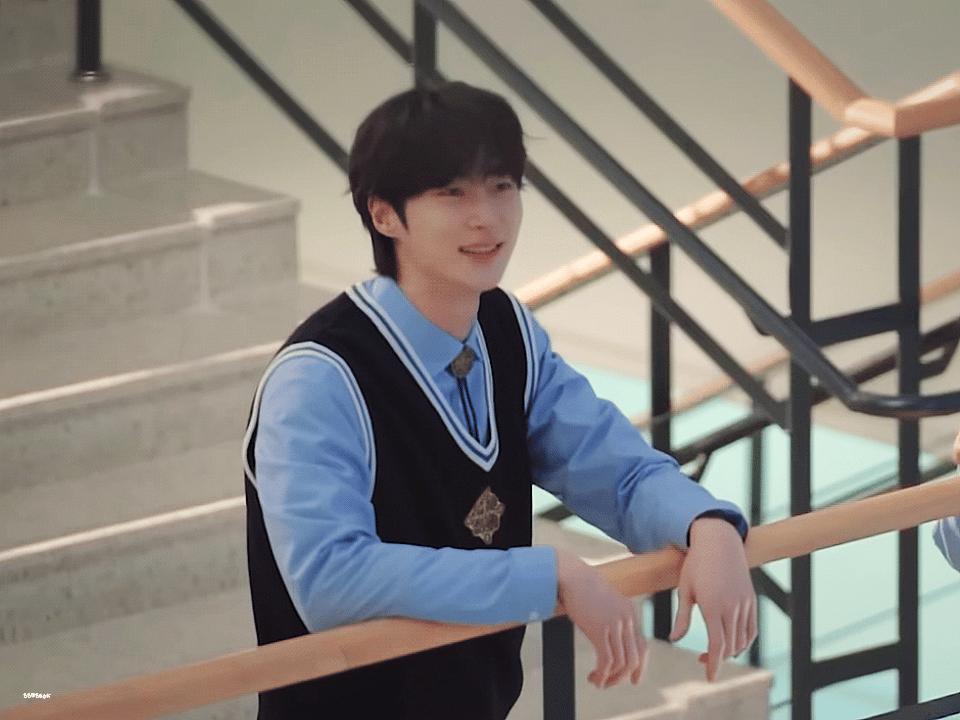 A moment captured by a fan of Byeon Wooseok