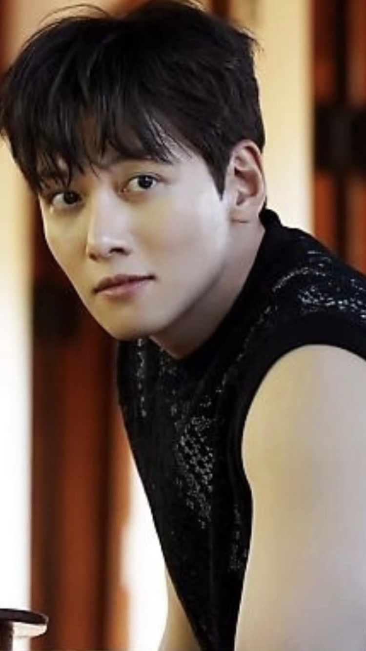 粉丝拍下的池昌旭瞬间