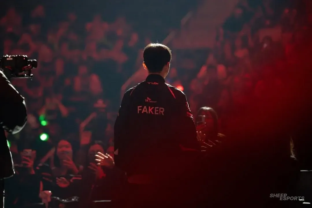 Behind-the-scenes cut of Faker