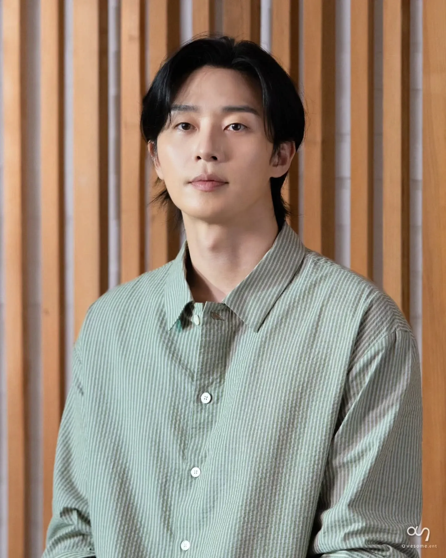 A moment captured by a fan of Park Seojoon
