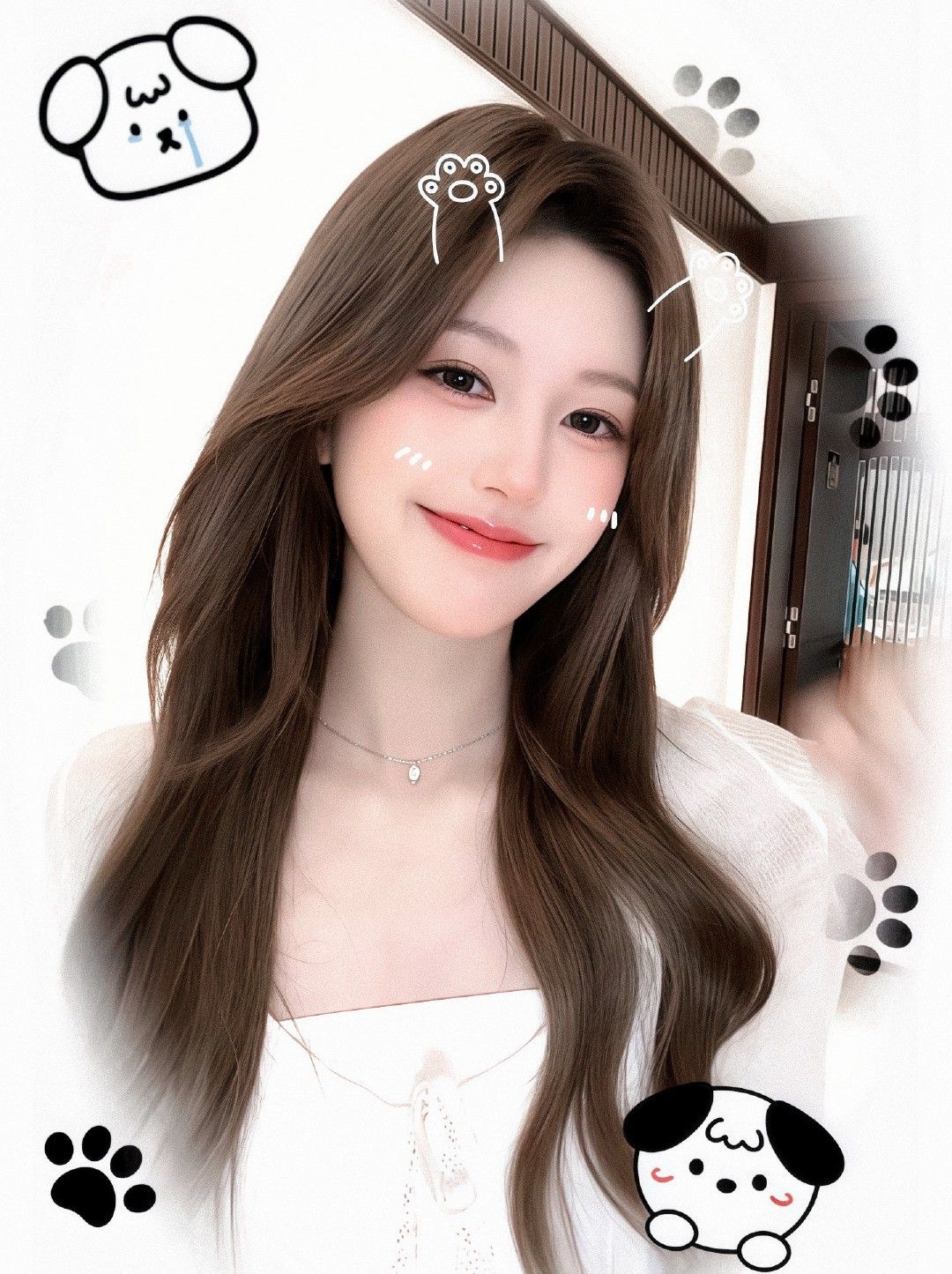 Recent activity shot of Zhao Lusi