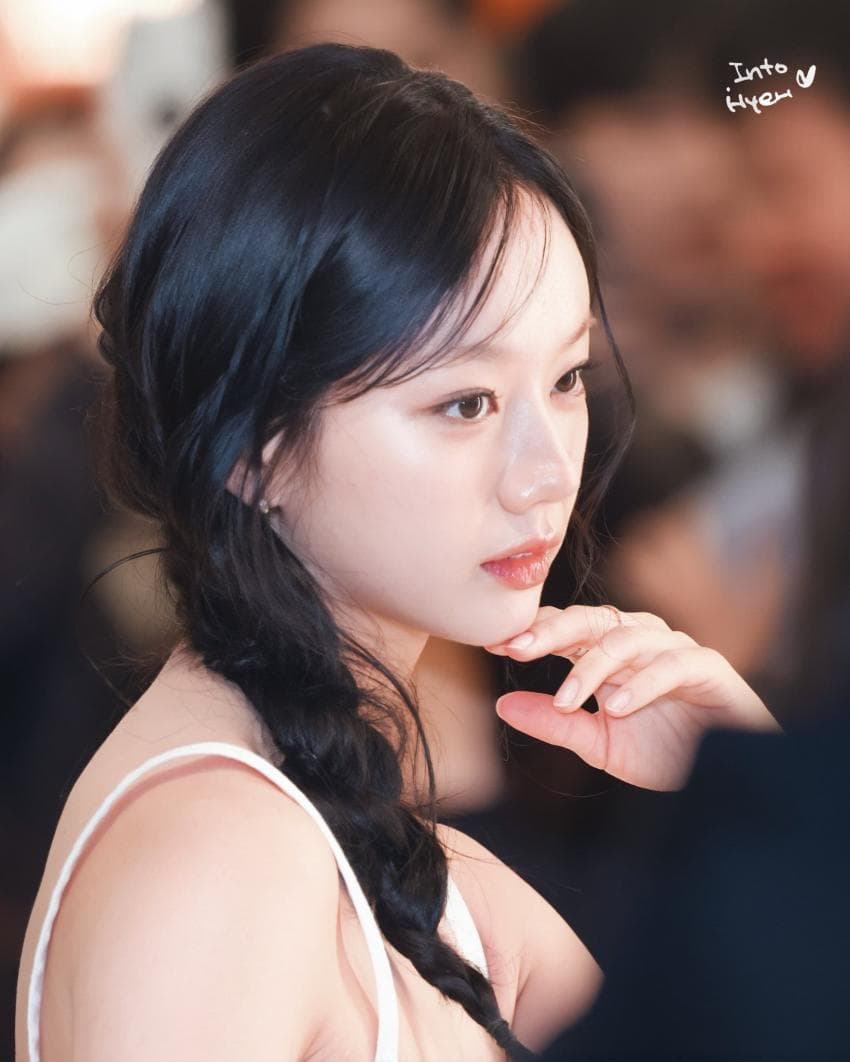 Latest photo of Hyeri
