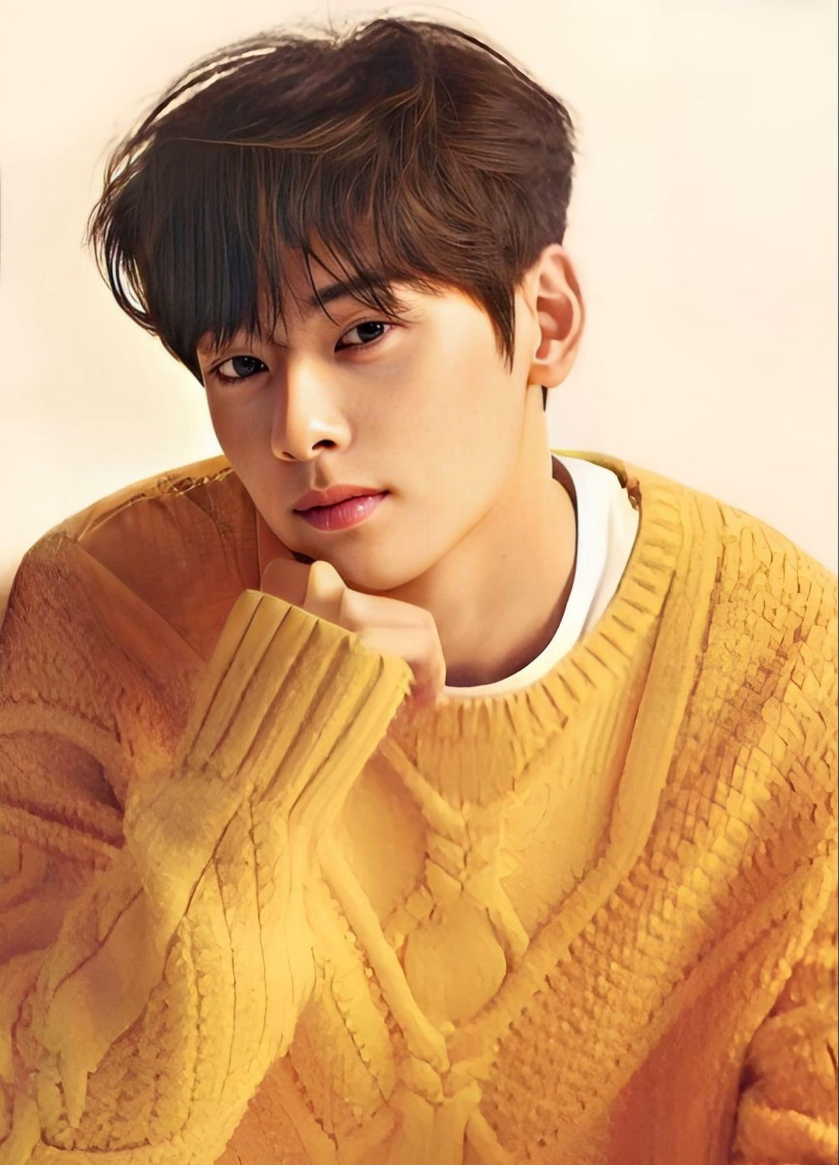 Recent activity shot of Cha Eunwoo