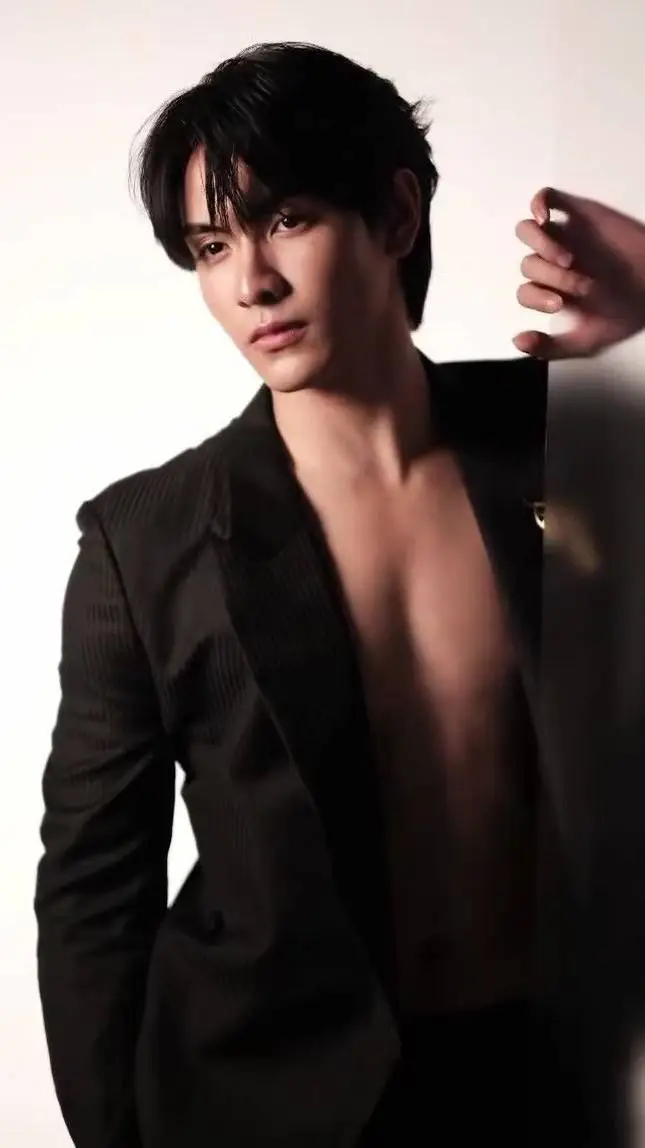 Joong Archen Aydin background image recommended by Choeaedol Celeb fandom