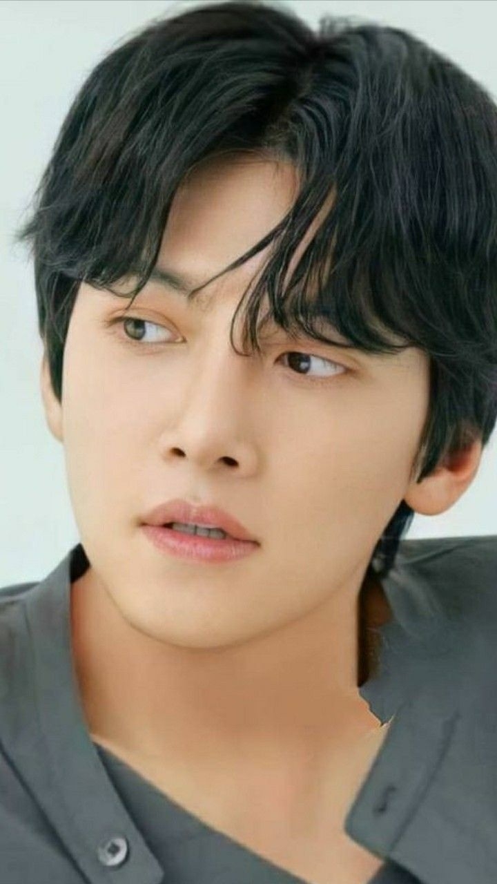 粉絲拍下的池昌旭瞬間