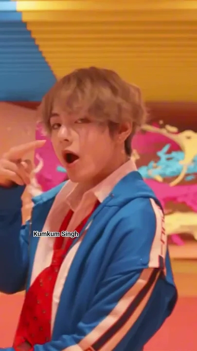 Emotional wallpaper shared by fans for Kim Taehyung (V)