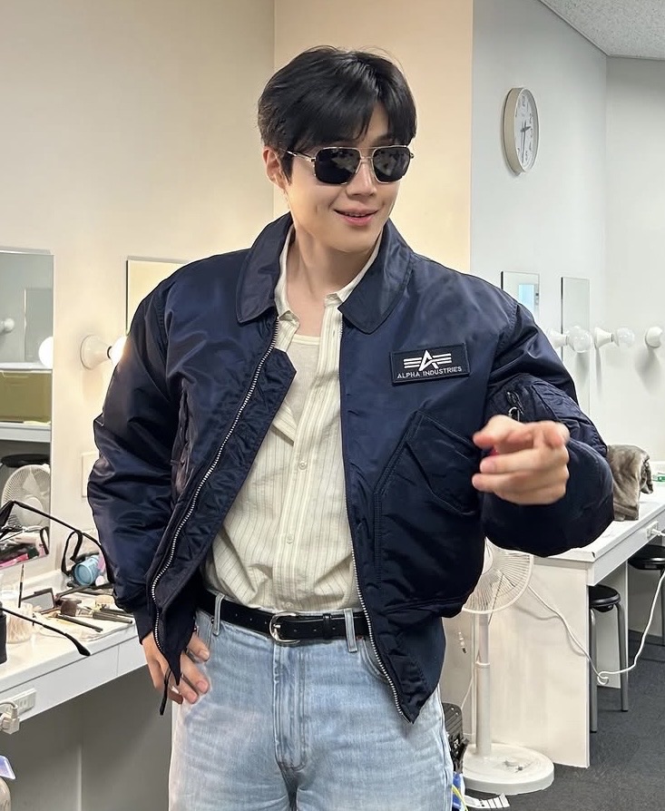 Cuplikan di balik layar dari Kim Seonho