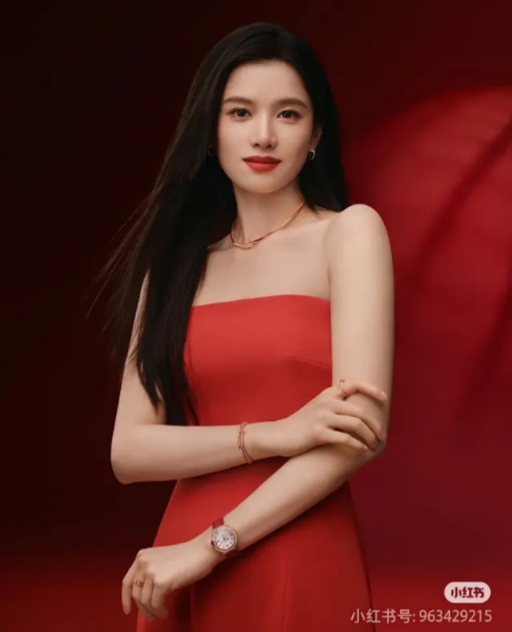 Behind-the-scenes cut of Jingyi Zhang