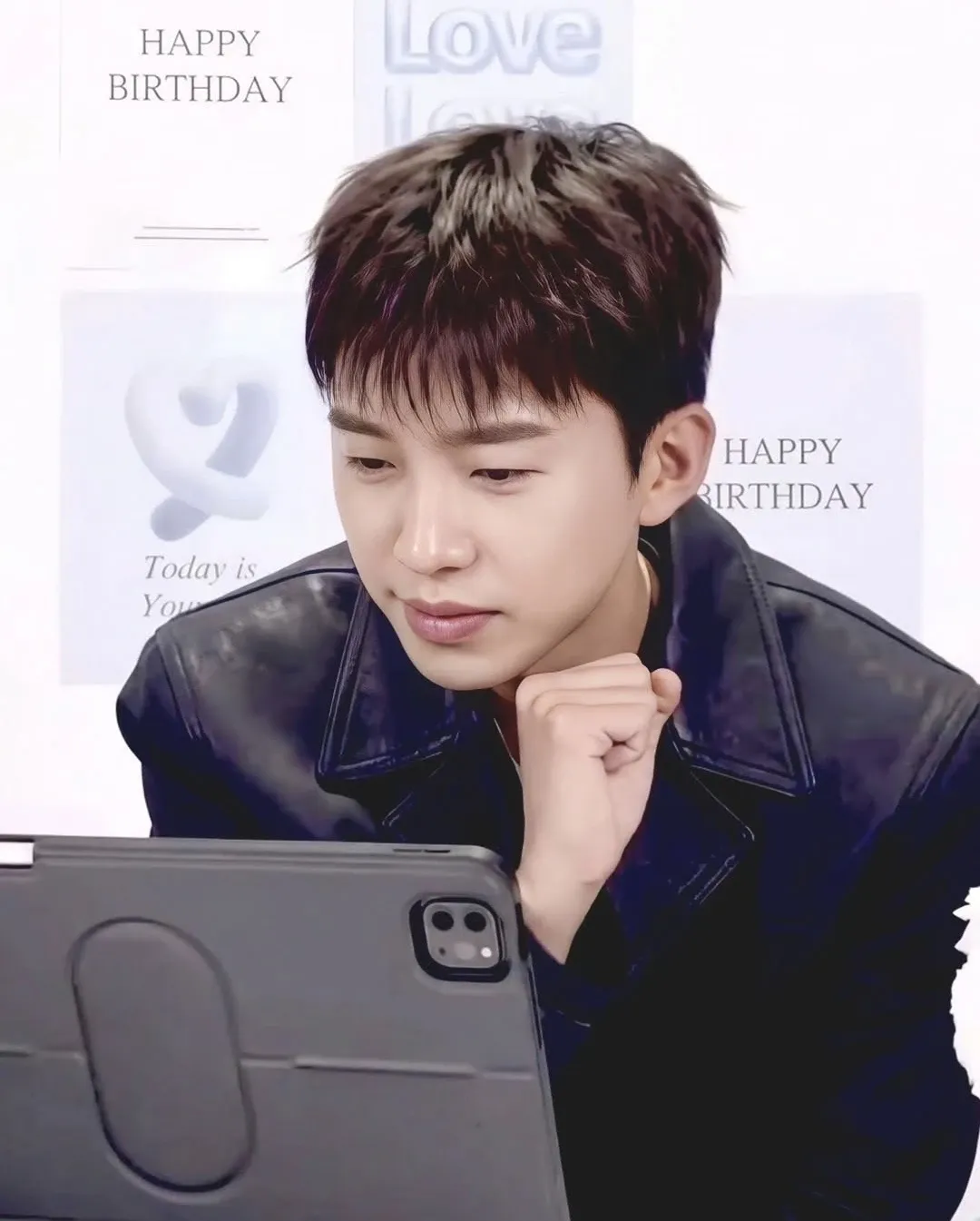 Recent activity shot of Lim Youngwoong