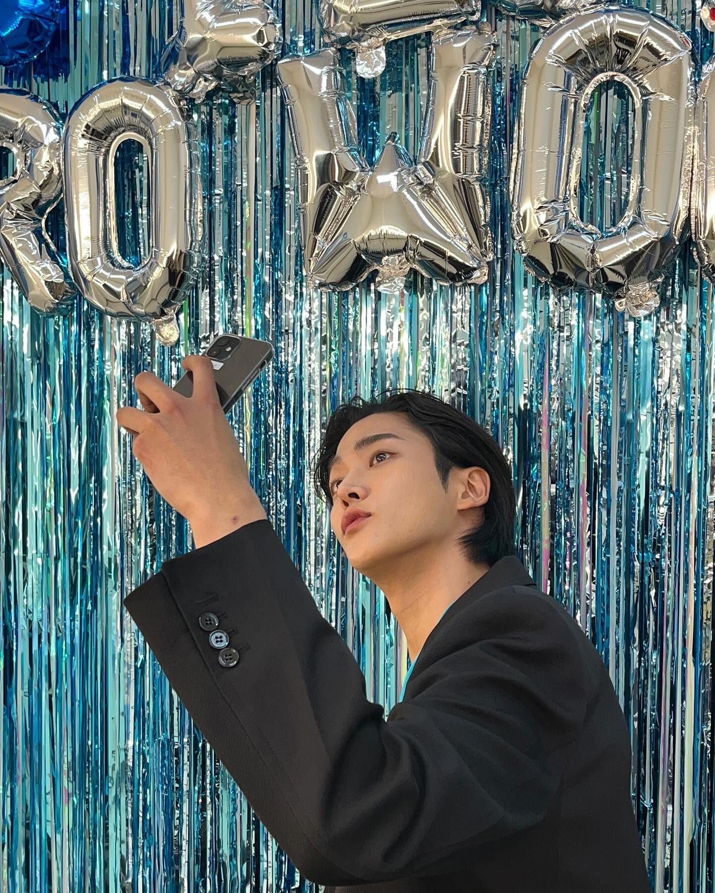 粉丝拍下的路云瞬间