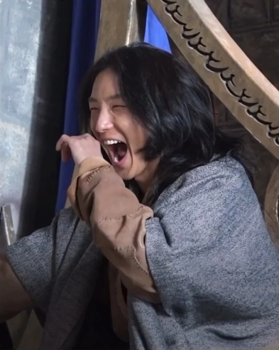 Recent activity shot of Lee Joongi