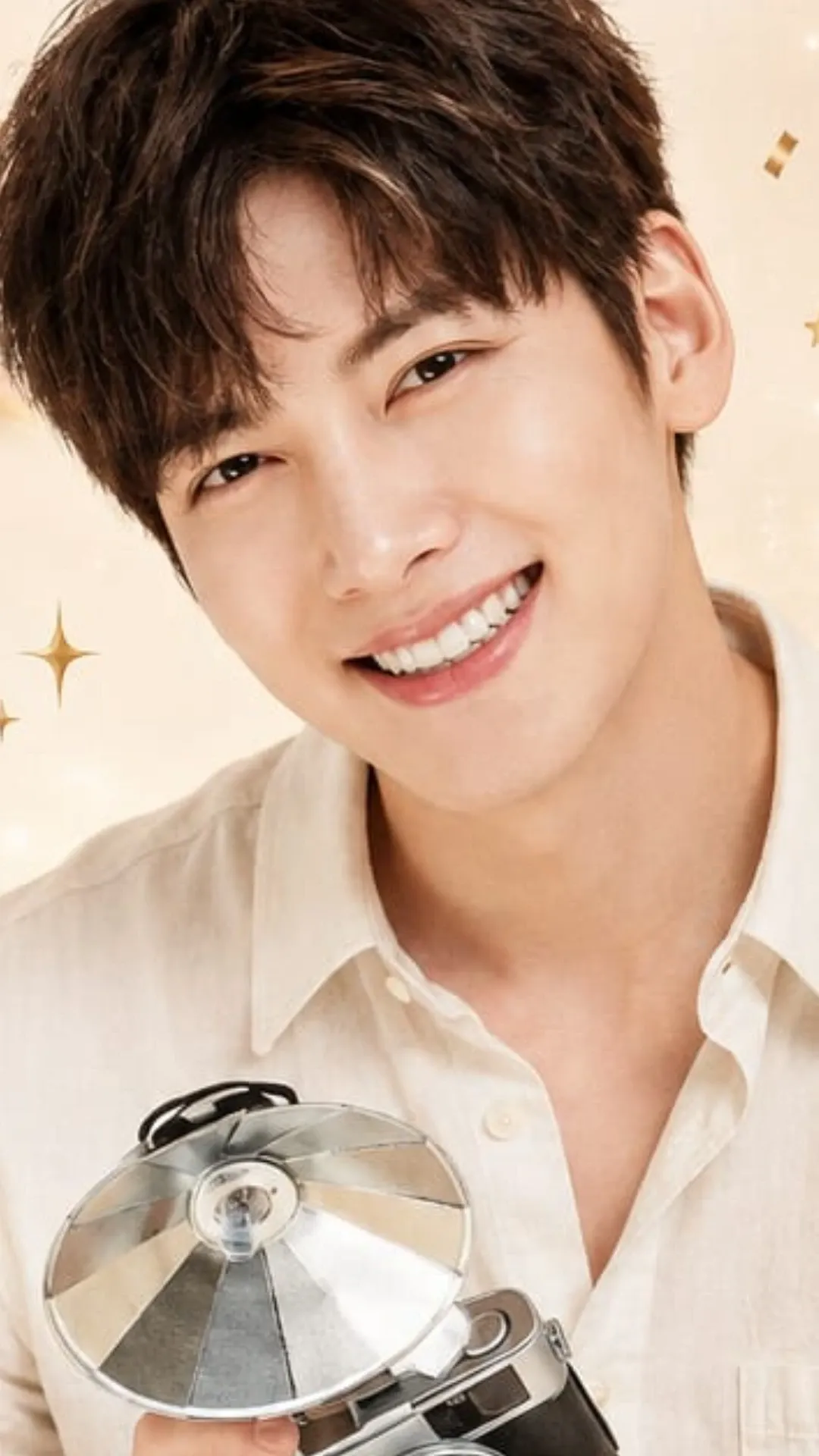 Emotional wallpaper shared by fans for Ji Changwook