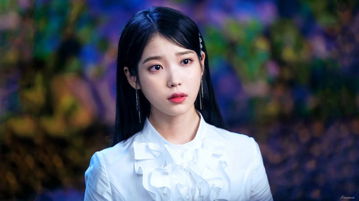 Recent activity shot of IU