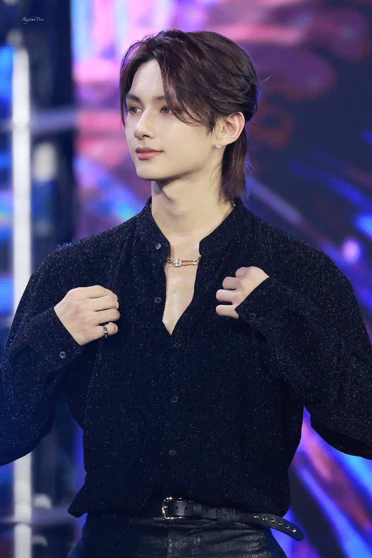 Behind-the-scenes cut of Wen Junhui