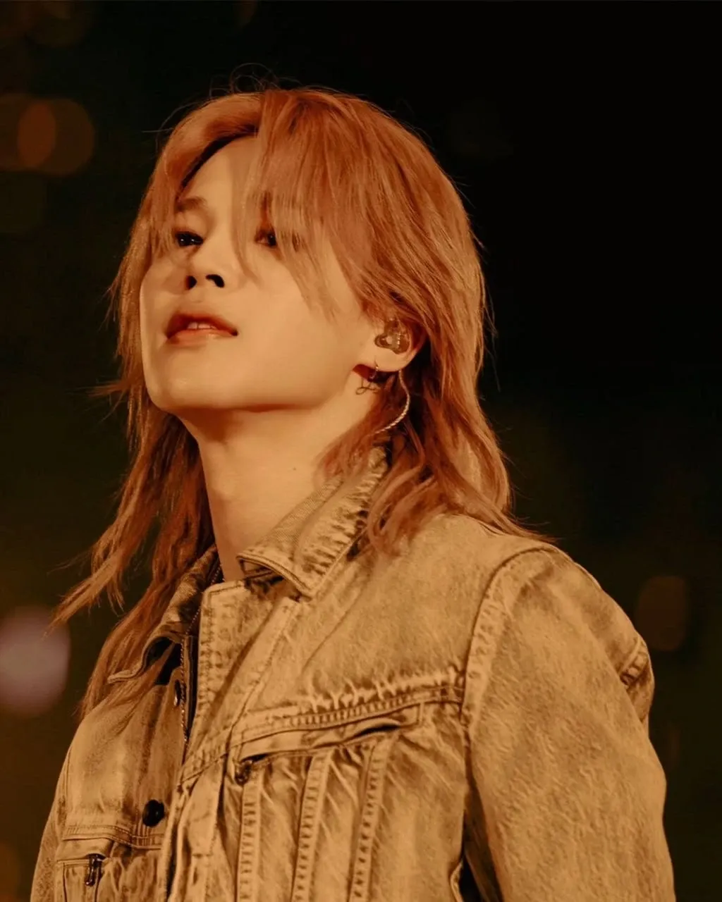 A moment captured by a fan of Ha Jimin