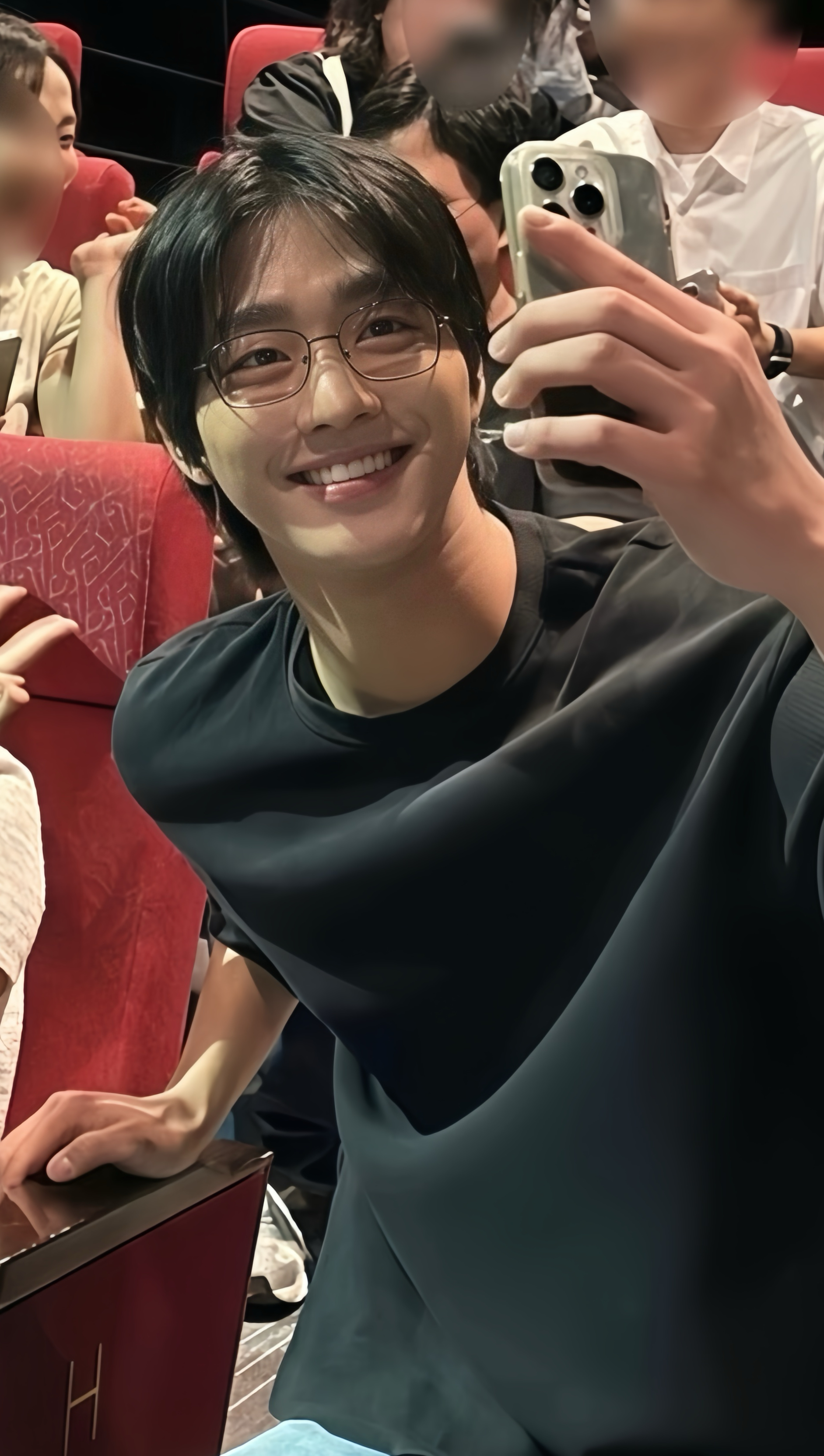 A moment captured by a fan of Ahn Hyoseop