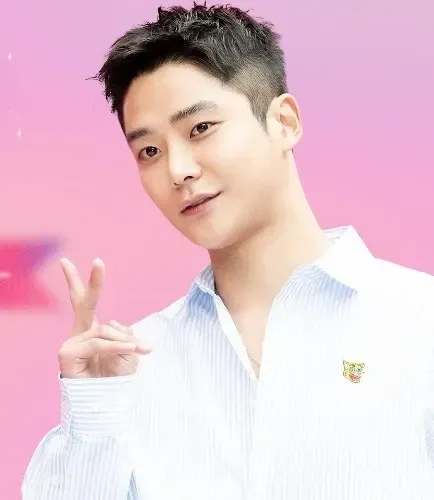 Cuplikan di balik layar dari Rowoon