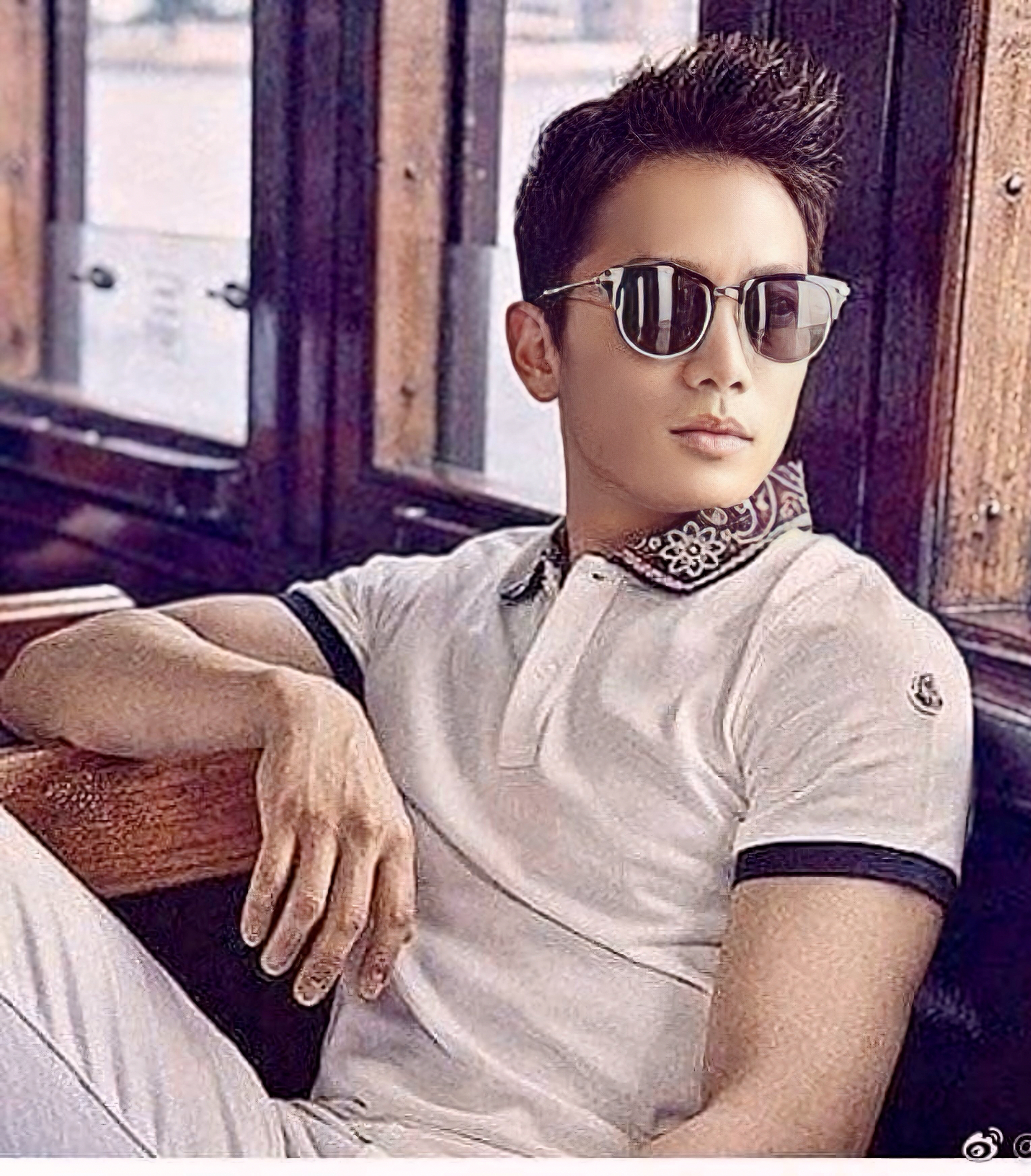 Recent activity shot of Ji Sung