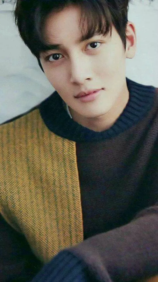 A moment captured by a fan of Ji Changwook