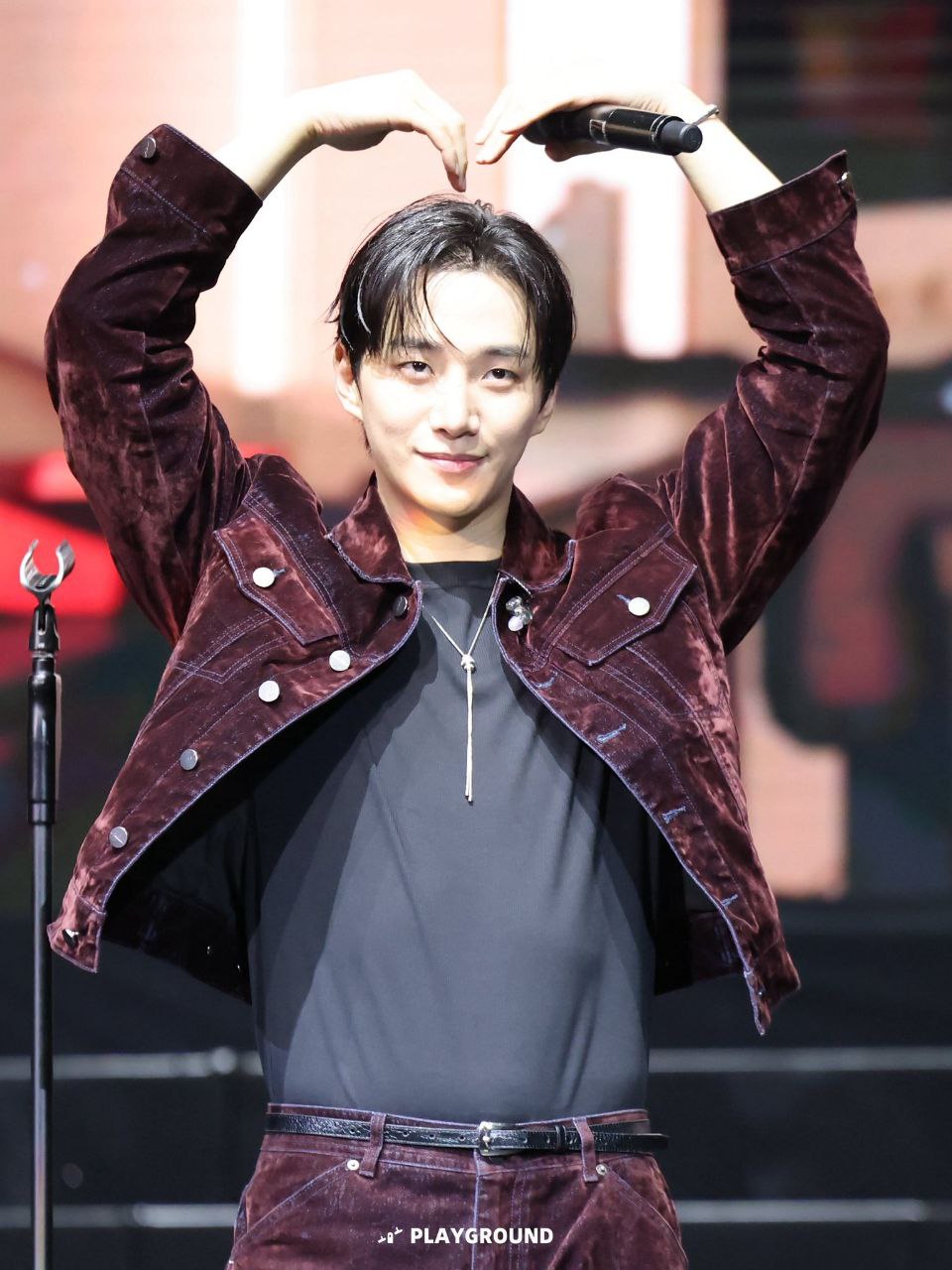 粉丝拍下的李俊昊瞬间