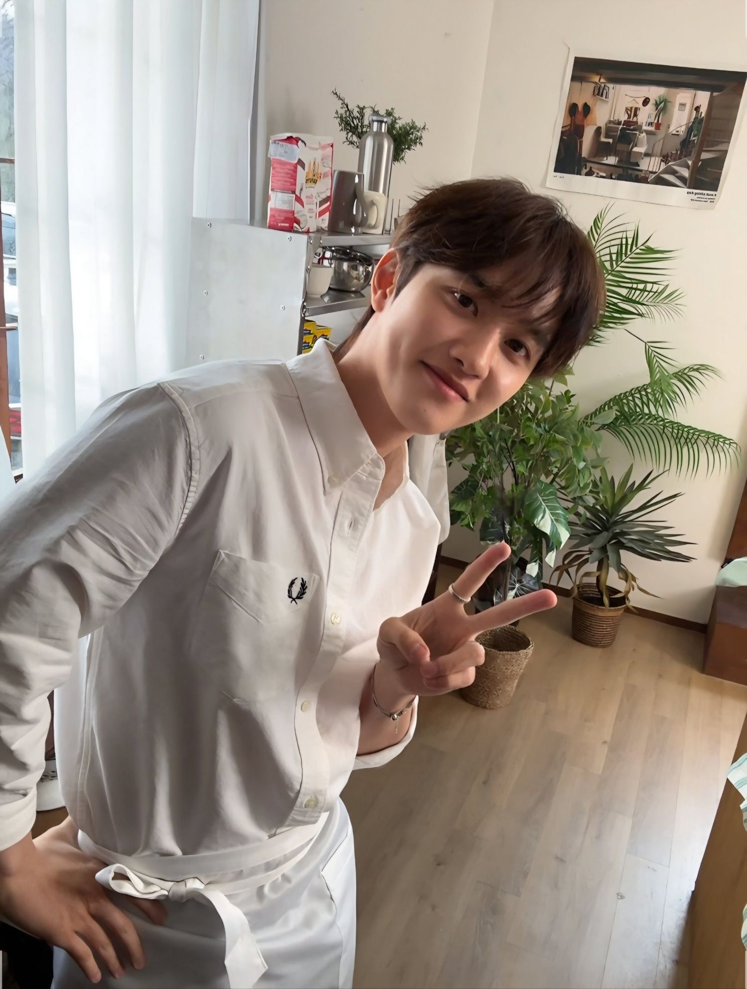 Behind-the-scenes cut of Doh Kyungsoo (D.O.)