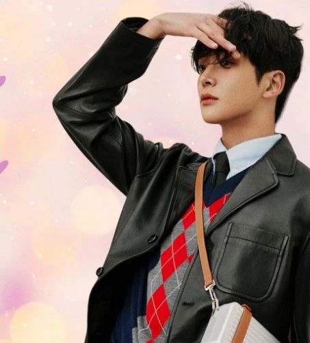 로운의 비하인드 컷