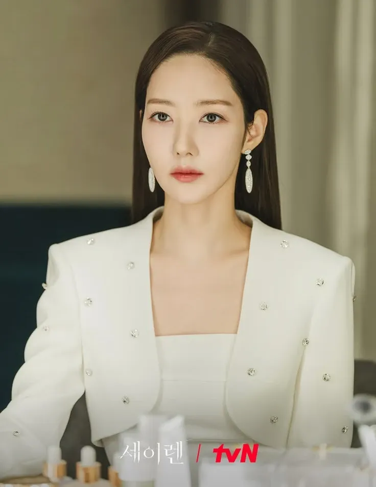 Recent activity shot of Park Minyoung