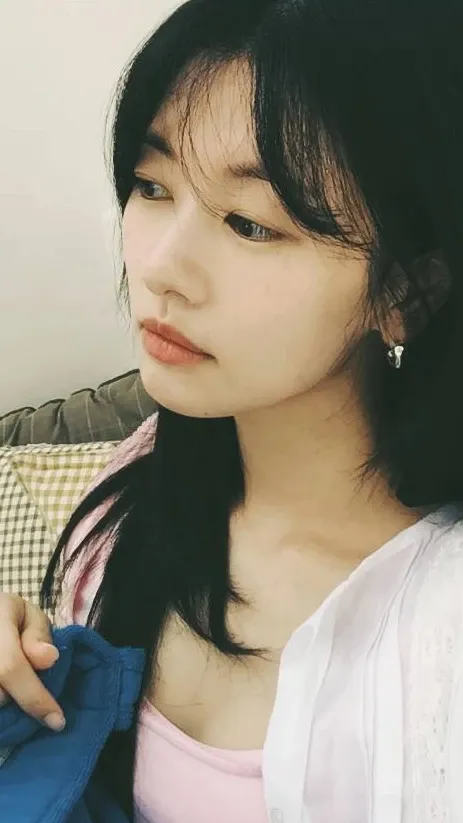 Today's popular wallpaper in Jung Somin community