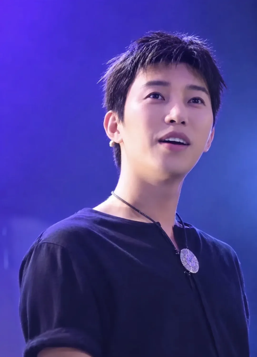 Behind-the-scenes cut of Lim Youngwoong
