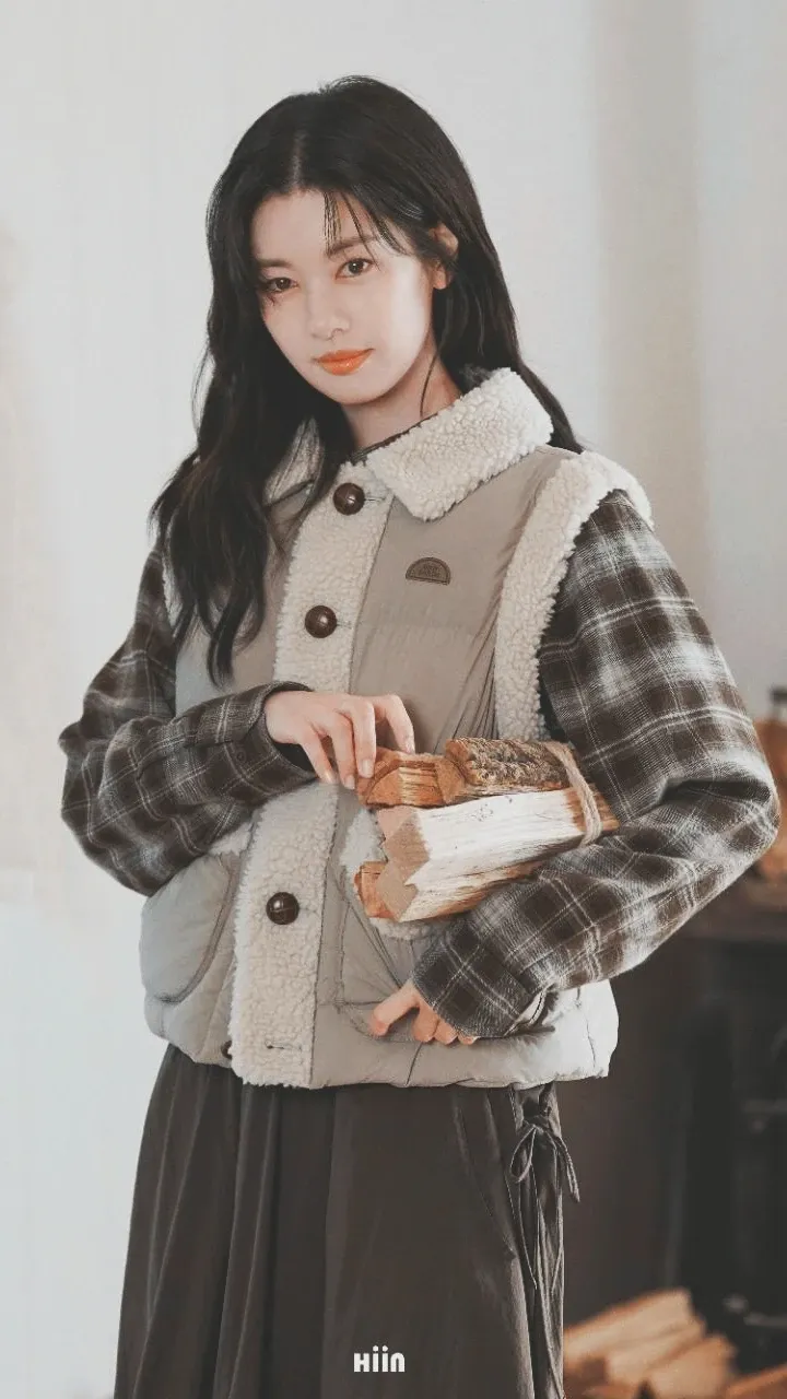 Jung Somin background image recommended by Choeaedol Celeb fandom